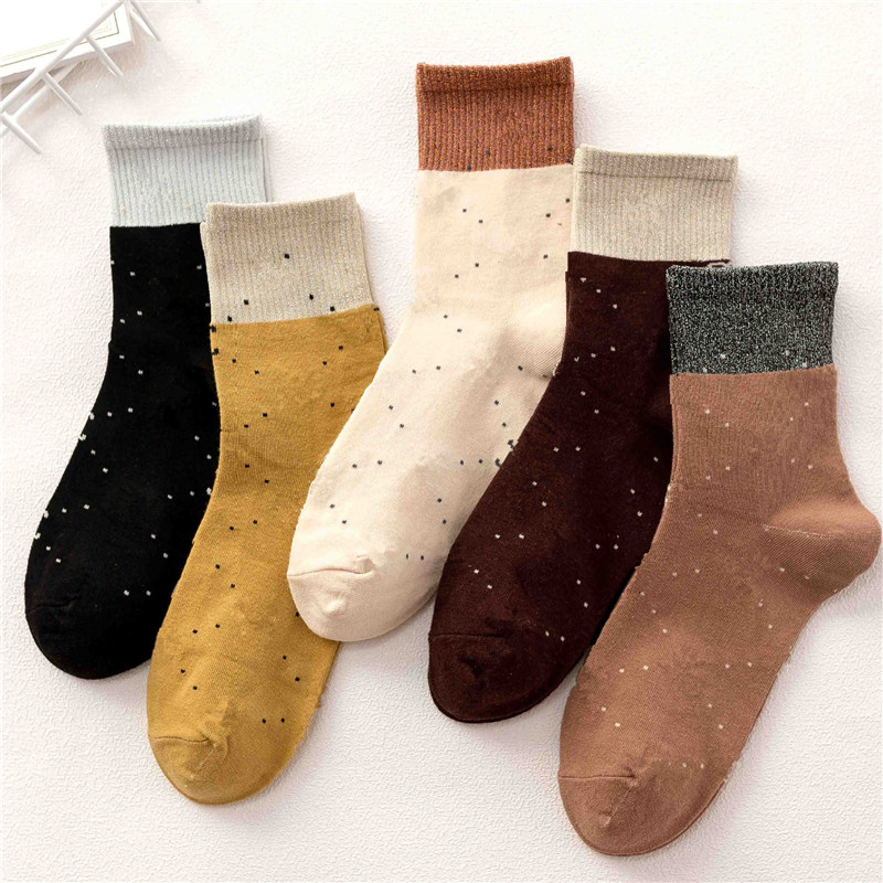 Classic Letter Socks Gold Wire Cotton Socks Fashion Street Sock Hosiery Soft Skateboard Stockings Women Breathable Ankle Socks, Black
Classic Letter Socks Gold Wire Cotton Socks Fashion Street Sock Hosiery Soft Skateboard Stockings Women Breathable Ankle Socks, Black