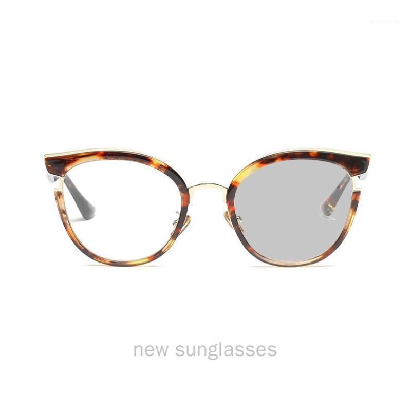 Progressive Multifocal Glasses Transition Sunglasses Photochromic Reading Glasses Men Women Points for Reader Near Far Sight NX1
Progressive Multifocal Glasses Transition Sunglasses Photochromic Reading Glasses Men Women Points for Reader Near Far Sight NX1