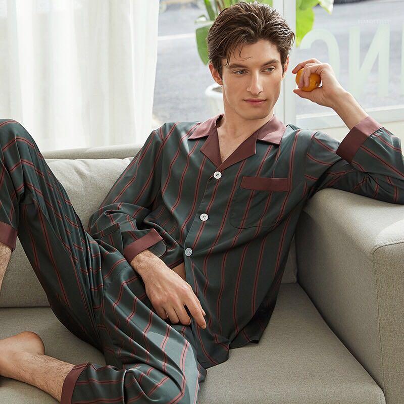 Luxury Mens Silk Satin Pajamas Pyjamas Set Sleepwear Set Loungewear Soft Cozy Satin Nightgown Men Summer Long Sleeve Sleepwear1, Picture color
Luxury Mens Silk Satin Pajamas Pyjamas Set Sleepwear Set Loungewear Soft Cozy Satin Nightgown Men Summer Long Sleeve Sleepwear1, Picture color