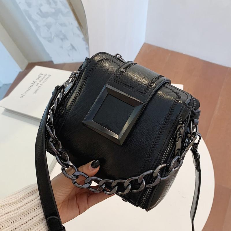 New PU Leather Retro Chains Hasp Shoulder Bag Small Delicate Bucket Bags Female Crossbody Bag Ladies Handbag, Black
New PU Leather Retro Chains Hasp Shoulder Bag Small Delicate Bucket Bags Female Crossbody Bag Ladies Handbag, Black