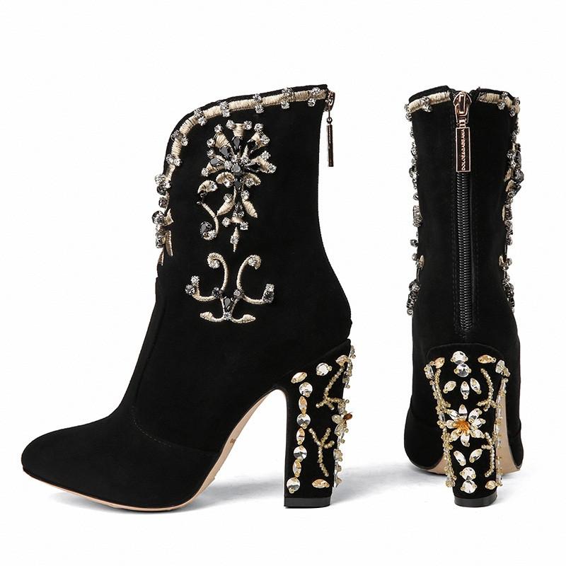 EPHER Gold Embroidery Floral Boots Rhinestone Block Heel Boots Pointed Toe Black Suede with Embellishments
EPHER Gold Embroidery Floral Boots Rhinestone Block Heel Boots Pointed Toe Black Suede with Embellishments