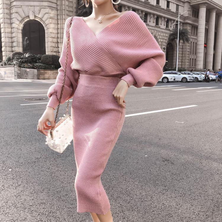 

2021 New Merchall Sexy V-neck Knitted Two Piece Set Batwing Sleeve Sweater Tops Elegant Ladies Bodycon Skirt Suit Women Clothes 68iw, Burgundy