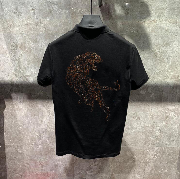 2021 New Summer Short-sleeved Hot Drill Fashion Casual Slim Breathable Diamonds Stone Business Men's Polo Shirt Hafw, As picture shown
2021 New Summer Short-sleeved Hot Drill Fashion Casual Slim Breathable Diamonds Stone Business Men's Polo Shirt Hafw, As picture shown