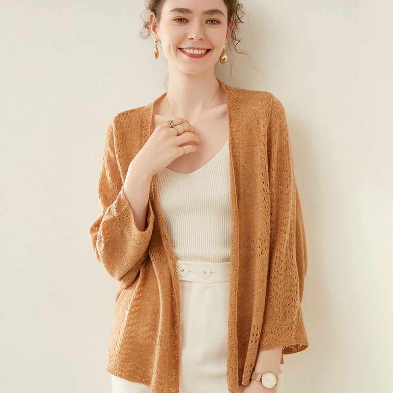 2021 High quality 100% Wool Knitting Women's Cardigans New Spring Fashion 6 Colours No Open Button Jackets HOYY, Beige.
2021 High quality 100% Wool Knitting Women's Cardigans New Spring Fashion 6 Colours No Open Button Jackets HOYY, Beige.