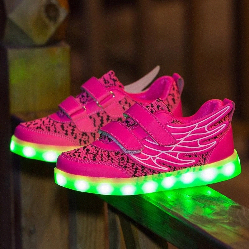 Wing Children Shoes With Light Boys And Girls Casual LED Shoes For Kids 2016 Good Quality LED Light Up Usb 4 Colors Kids #jM3G
Wing Children Shoes With Light Boys And Girls Casual LED Shoes For Kids 2016 Good Quality LED Light Up Usb 4 Colors Kids #jM3G