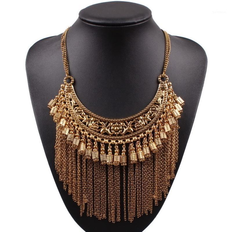 New Arrival Design Fashion Brand Alloy Statement Pendant Necklace Gold Color Chunky Chain Necklace for Ladies Jewelry Gift1
New Arrival Design Fashion Brand Alloy Statement Pendant Necklace Gold Color Chunky Chain Necklace for Ladies Jewelry Gift1