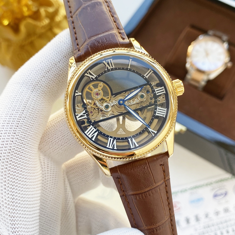 2021 New luxury mens watches Two stitches 42mm size automatic Mechanical watch Hollow out Wristwatch high quality Top brand leather strap Fashion Gift
2021 New luxury mens watches Two stitches 42mm size automatic Mechanical watch Hollow out Wristwatch high quality Top brand leather strap Fashion Gift