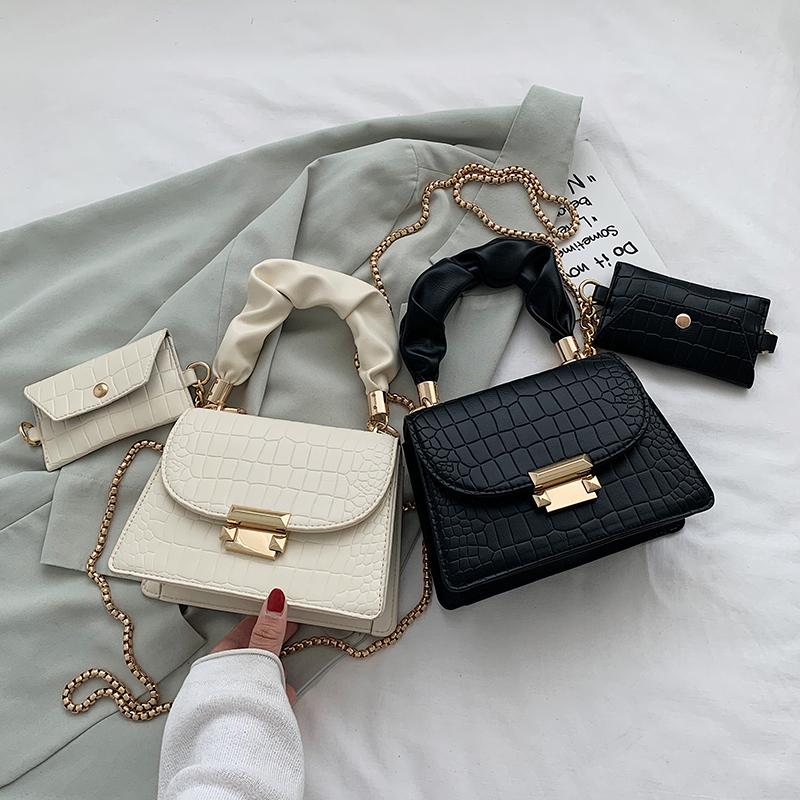 Tote Bags Super PU Leather Crossbody Shoulder Bag Chain Design Luxury Hand Bag Female Travel with Wallet Bags for Women 2021, Beige
Tote Bags Super PU Leather Crossbody Shoulder Bag Chain Design Luxury Hand Bag Female Travel with Wallet Bags for Women 2021, Beige
