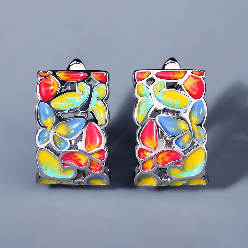 Elegant Temperament Color Butterfly 925 Silver Earrings Exquisite Handmade Enamel Ladies Creative Butterfly Earrings
Elegant Temperament Color Butterfly 925 Silver Earrings Exquisite Handmade Enamel Ladies Creative Butterfly Earrings