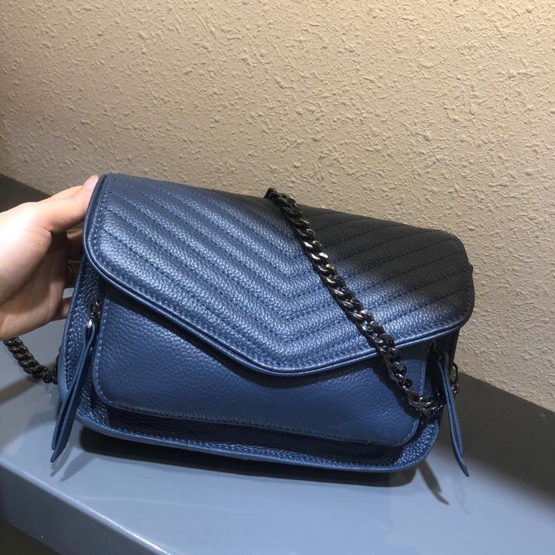 Luxury Designer Women Messenger Bag Real Leather High Qualityl Envelope Female Small Shoulder Purse Chain Crossbody Bolsos Small, Light grey
Luxury Designer Women Messenger Bag Real Leather High Qualityl Envelope Female Small Shoulder Purse Chain Crossbody Bolsos Small, Light grey