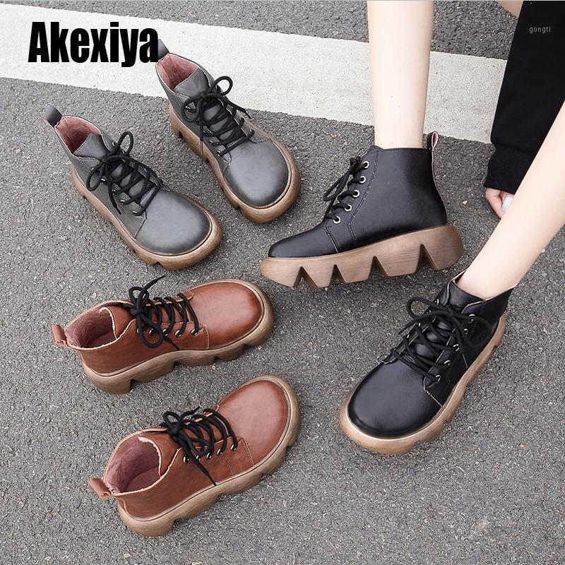 Black Punk PU leather Retro Square High Heel Ankle Boots Round Toe Solid Slip On Women Motorcycle Boots Size 35-43 u6791
Black Punk PU leather Retro Square High Heel Ankle Boots Round Toe Solid Slip On Women Motorcycle Boots Size 35-43 u6791