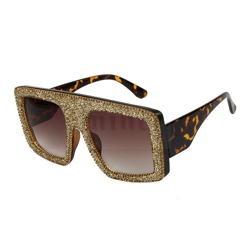 Fashion Sunglasses women 2020 Vintage oversized Sunglasses men Red punk festival Sun glasses FML
Fashion Sunglasses women 2020 Vintage oversized Sunglasses men Red punk festival Sun glasses FML