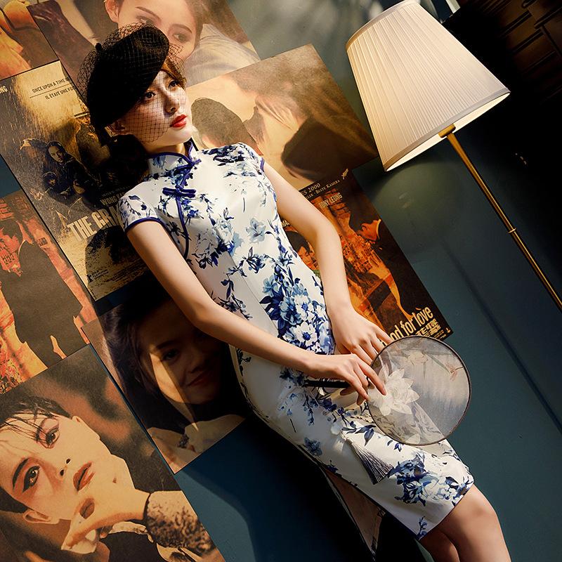 Slim Chinese Style Dress Vintage Oriental Ladies Knee Length Qipao Classic Stage Show Elegant Female Printed Cheongsam M-XXXL