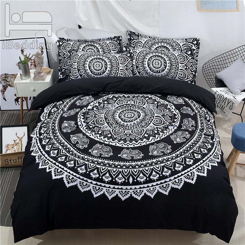 3Pcs/Set Black Bohemia Mandala Printed Duvet Cover Set for Bed 3D Bedding Sets Full Queen King Size BedSheet1
3Pcs/Set Black Bohemia Mandala Printed Duvet Cover Set for Bed 3D Bedding Sets Full Queen King Size BedSheet1