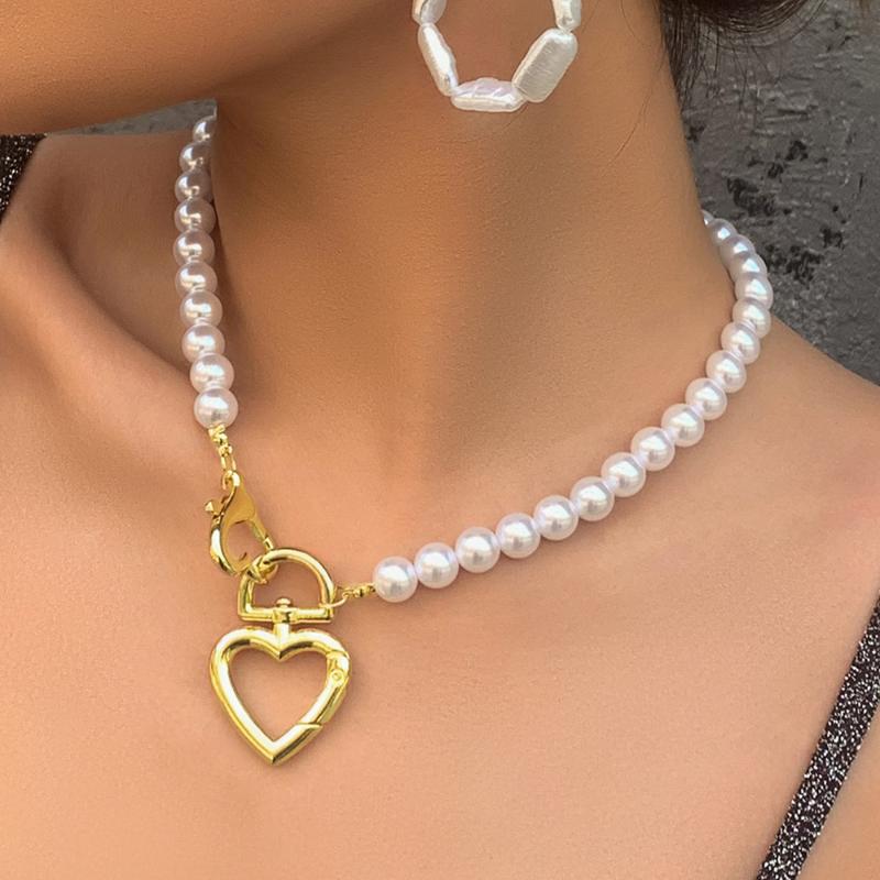 KMVEXO Bohemian Simulated Round Pearl Choker Necklace Collar Clavicle Chain Bib Heart Pendant Necklace Women Wedding Jewelry
KMVEXO Bohemian Simulated Round Pearl Choker Necklace Collar Clavicle Chain Bib Heart Pendant Necklace Women Wedding Jewelry