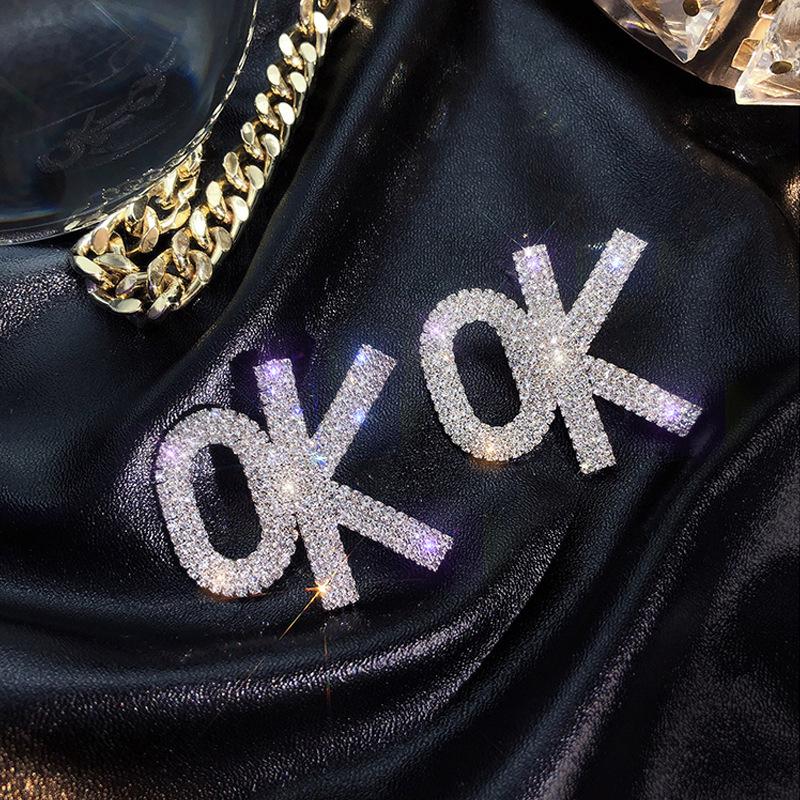 Fashionl Shiny Rhinestone Letters OK Earrings for Women Bijoux Full Crystal Earrings Statement Wedding Jewelry Gifts
Fashionl Shiny Rhinestone Letters OK Earrings for Women Bijoux Full Crystal Earrings Statement Wedding Jewelry Gifts