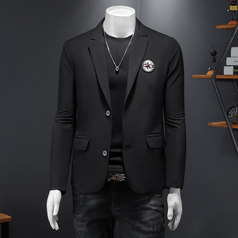 2023 spring and autumn new gentleman suit mens antiwrinkle noiron business casual embroidered small suit large size coat S-5XL, Black
2023 spring and autumn new gentleman suit mens antiwrinkle noiron business casual embroidered small suit large size coat S-5XL, Black