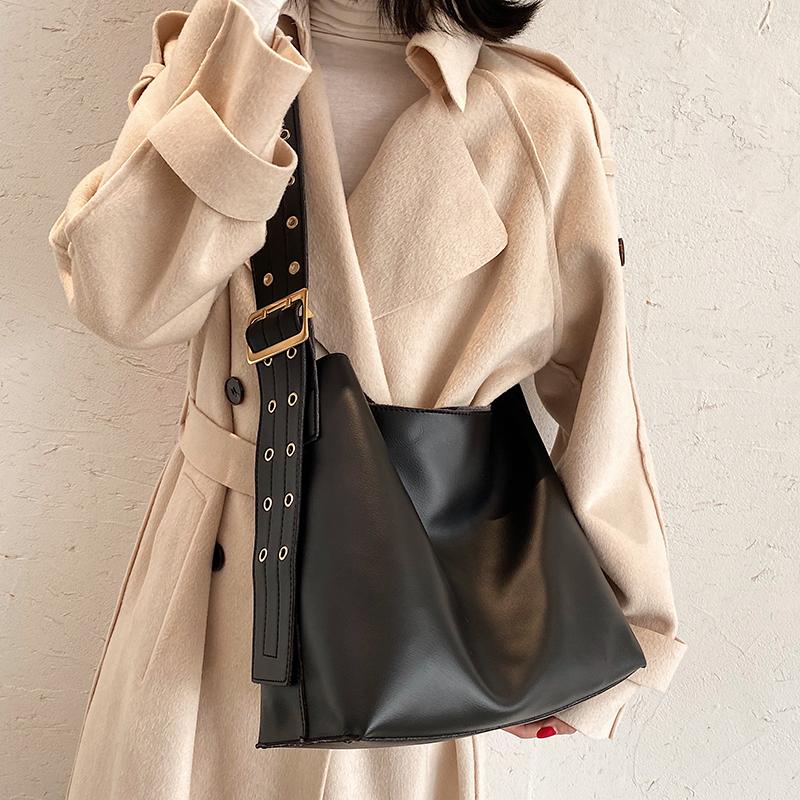 Fashion Luxury Women PU Leather Tote Bags Designer Ladies Crossbody Bags for Women Casual Female Shoulder Messenger Bag Handbags, Black
Fashion Luxury Women PU Leather Tote Bags Designer Ladies Crossbody Bags for Women Casual Female Shoulder Messenger Bag Handbags, Black