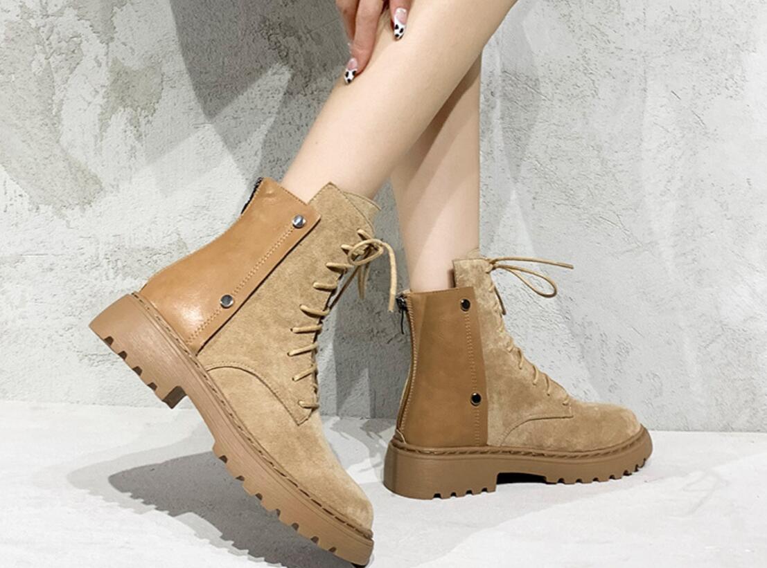 2021europe et les etats-unis nouveau fleuron printemps et automne hiver anglais bottes de filet rouge tout-le-monde avec de jeunes bottes, Black
2021europe et les etats-unis nouveau fleuron printemps et automne hiver anglais bottes de filet rouge tout-le-monde avec de jeunes bottes, Black