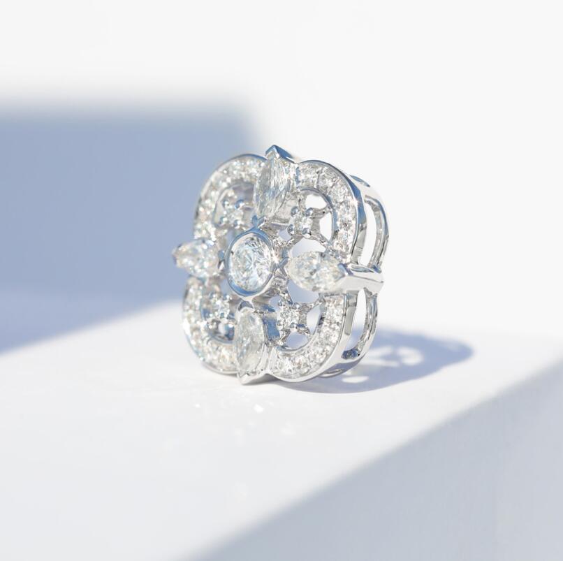 Classical Jewelry 925 Sterling Silver Marquise Cut White Topaz CZ Diamond Plant Pendant Women Wedding Popular Clavicle Bridal Necklace Gift