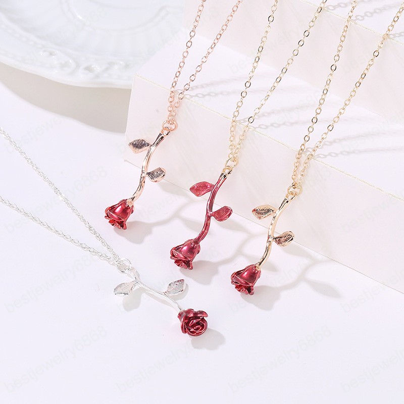 3D Red Rose Necklace Flower Pendant Vintage Charm Necklaces Statement Party Jewelry for Women Girls Valentine's Day Gift