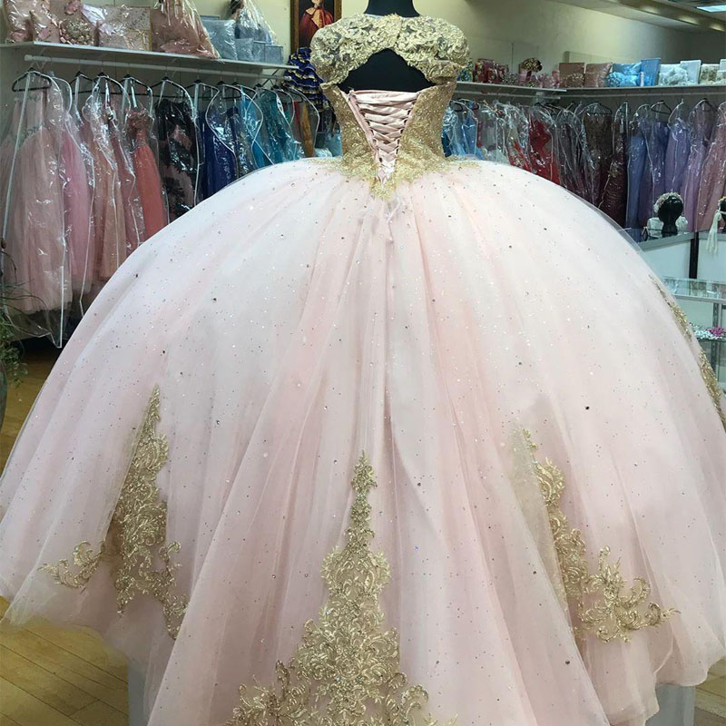 Pink And Gold Quinceanera Dresses Ball Gown Prom Cheap 2021 Applique Beaded Sweetheart Lace-up Tulle Sweet 16 Dress Party Formal Gowns Long