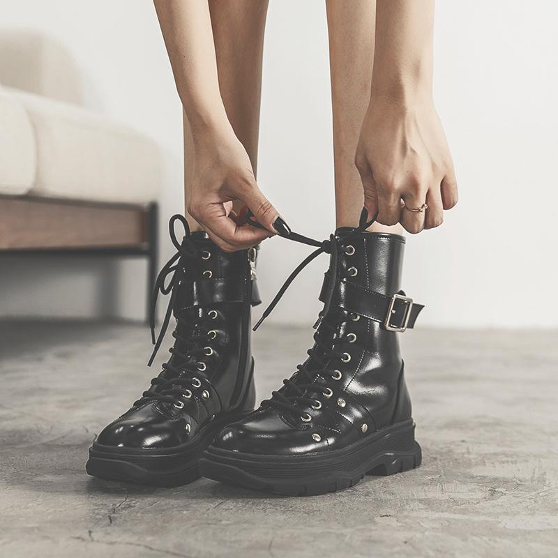 buckle leather boots fashion high quality leather boots lace up round toe platform women shoes winter, Black
buckle leather boots fashion high quality leather boots lace up round toe platform women shoes winter, Black