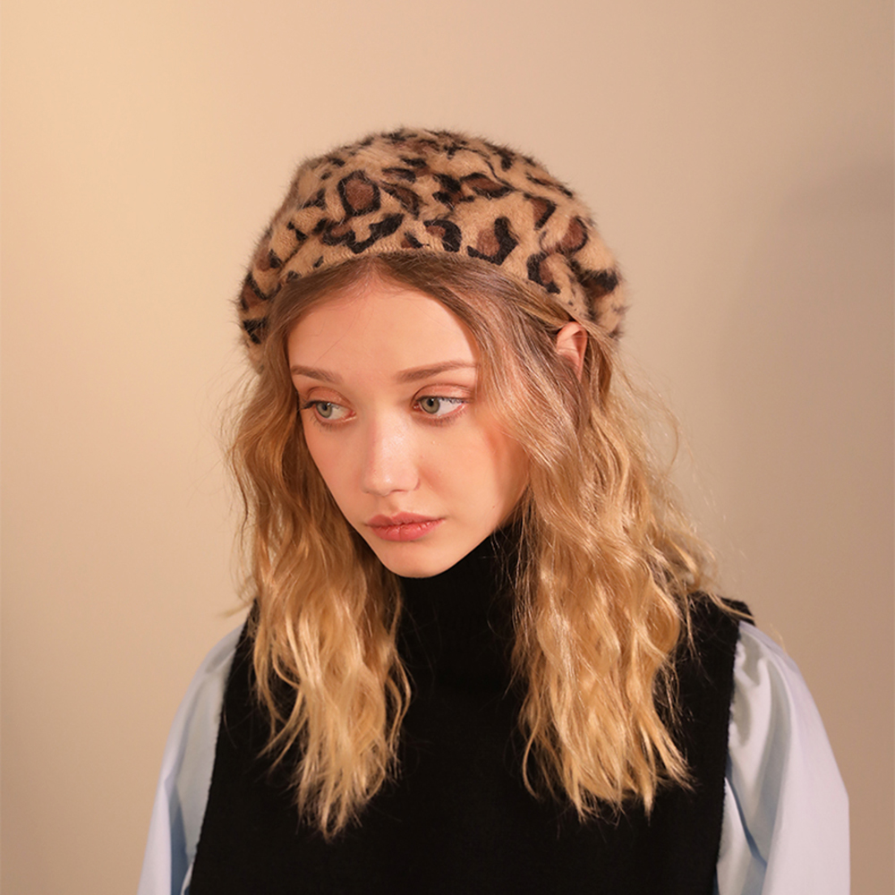 Berets Women Leopard Beret Fluffy Hair Blend Painter Hat Round Retro Elegant Beanie Pumpkin Fall Winter Headwear NZ120, Multi
Berets Women Leopard Beret Fluffy Hair Blend Painter Hat Round Retro Elegant Beanie Pumpkin Fall Winter Headwear NZ120, Multi