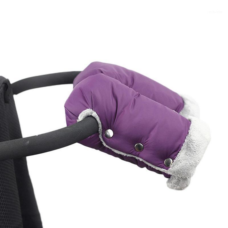 Winter Pram Hand Muff Baby Carriage Pushchair Warm Fur Fleece Hand Cover Buggy Clutch Cart Muff Glove Mom Stroller Accessories1
Winter Pram Hand Muff Baby Carriage Pushchair Warm Fur Fleece Hand Cover Buggy Clutch Cart Muff Glove Mom Stroller Accessories1