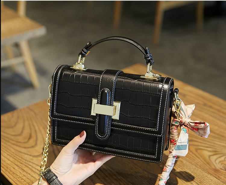 All-Match Bag 2021 New Western Fashion Small Square Bag Chain Hand Single Shoulder Bag Niche Messenger Trend, Black
All-Match Bag 2021 New Western Fashion Small Square Bag Chain Hand Single Shoulder Bag Niche Messenger Trend, Black