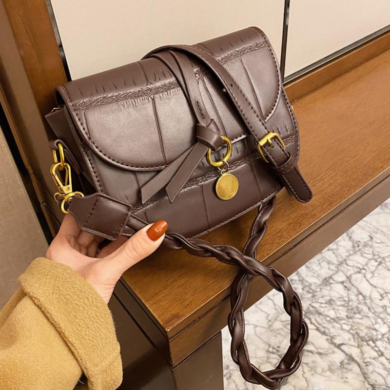 Fashion Female Soft Shoulder Bags Designer High Quality 2021New Crossbody Bags For Women Braided Strap Messenger Bolsas, Beige
Fashion Female Soft Shoulder Bags Designer High Quality 2021New Crossbody Bags For Women Braided Strap Messenger Bolsas, Beige