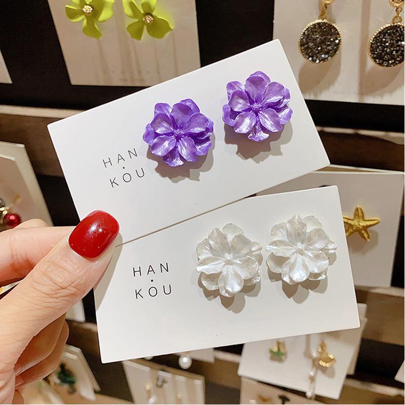 LATS New Purple Gardenia Stud Earrings White Cute Sweet Earrings for Women 2020 Brincos Female Fashion Jewelry Kolczyki Earings
LATS New Purple Gardenia Stud Earrings White Cute Sweet Earrings for Women 2020 Brincos Female Fashion Jewelry Kolczyki Earings