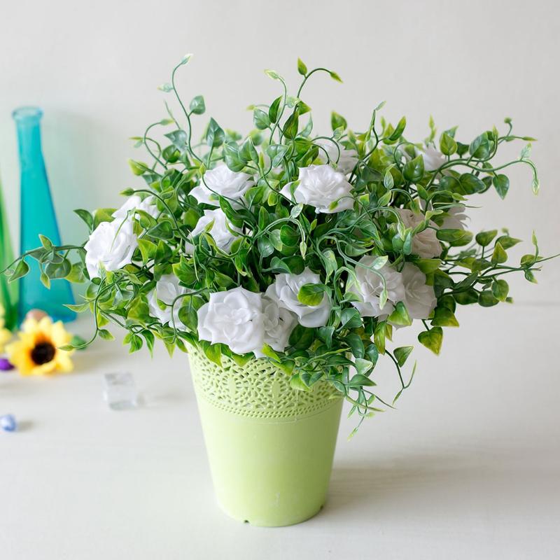 Gift Box 1 Branch Artificial Plants Grass Fake Rose Floral Plastic Silk Eucalyptus Flowers For Wedding Favors And Gifts, Lotus 32cm
Gift Box 1 Branch Artificial Plants Grass Fake Rose Floral Plastic Silk Eucalyptus Flowers For Wedding Favors And Gifts, Lotus 32cm