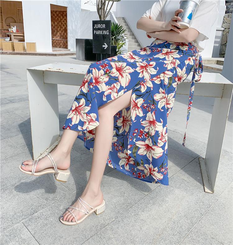 All-match One-piece Skirt Female Summer 2020 New Idyllic Vacation Beach Chiffon Split-wrap Skirt Jfmhrx Woman Skirts1, Black morning glory
All-match One-piece Skirt Female Summer 2020 New Idyllic Vacation Beach Chiffon Split-wrap Skirt Jfmhrx Woman Skirts1, Black morning glory