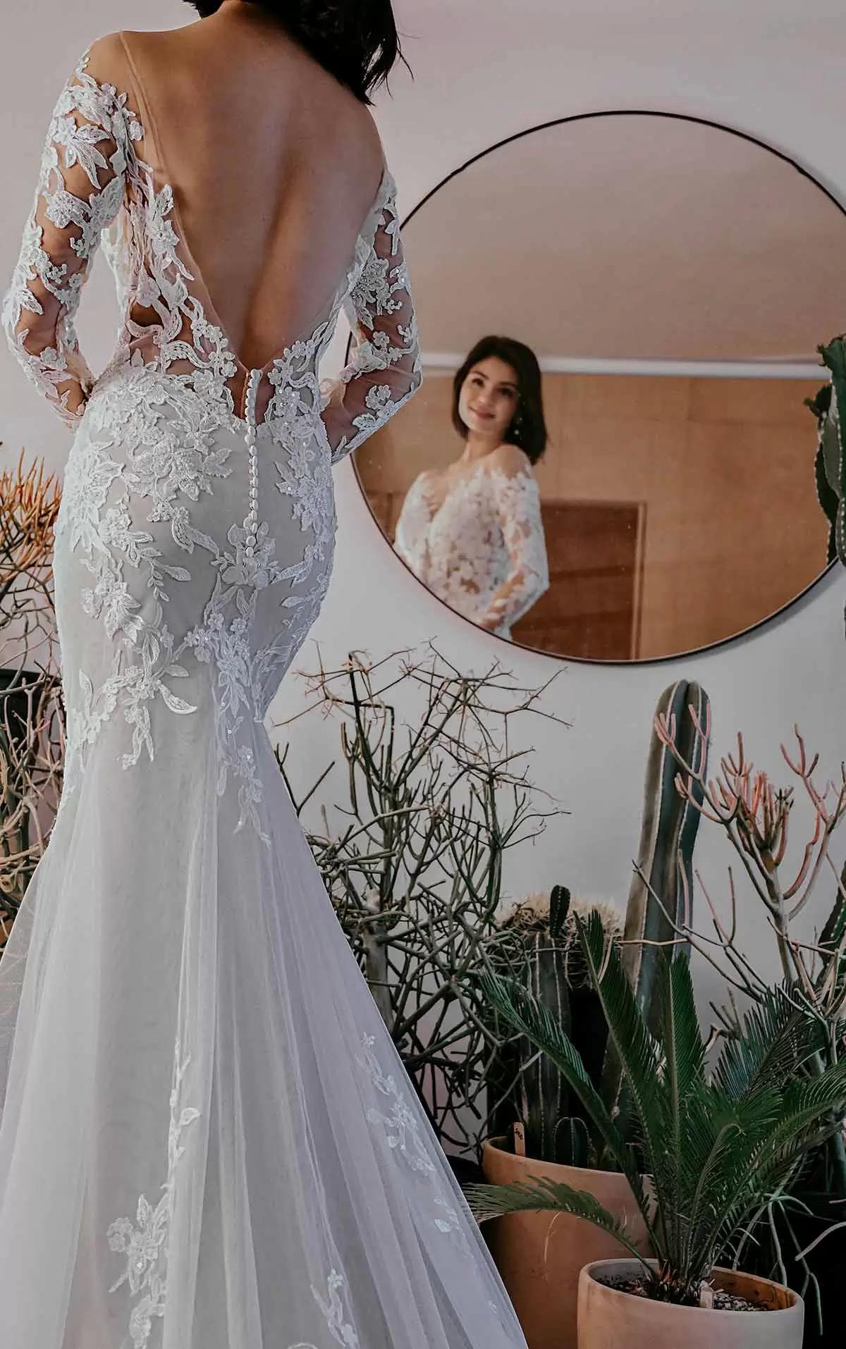 Long Sleeves Mermaid Wedding Dresses Backless Bridal Gown Lace Applique Sweep Train Custom Made Beach Garden Plus Size 0213