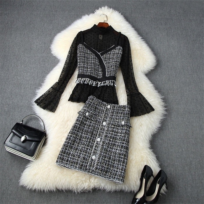 2020 Fall Autumn Black / Red Long Sleeve Top + Spaghetti Strap Tassel Vest + Beaded Buttons Mini Skirt Two Piece 3 Pieces Set LAG17T11176
2020 Fall Autumn Black / Red Long Sleeve Top + Spaghetti Strap Tassel Vest + Beaded Buttons Mini Skirt Two Piece 3 Pieces Set LAG17T11176
