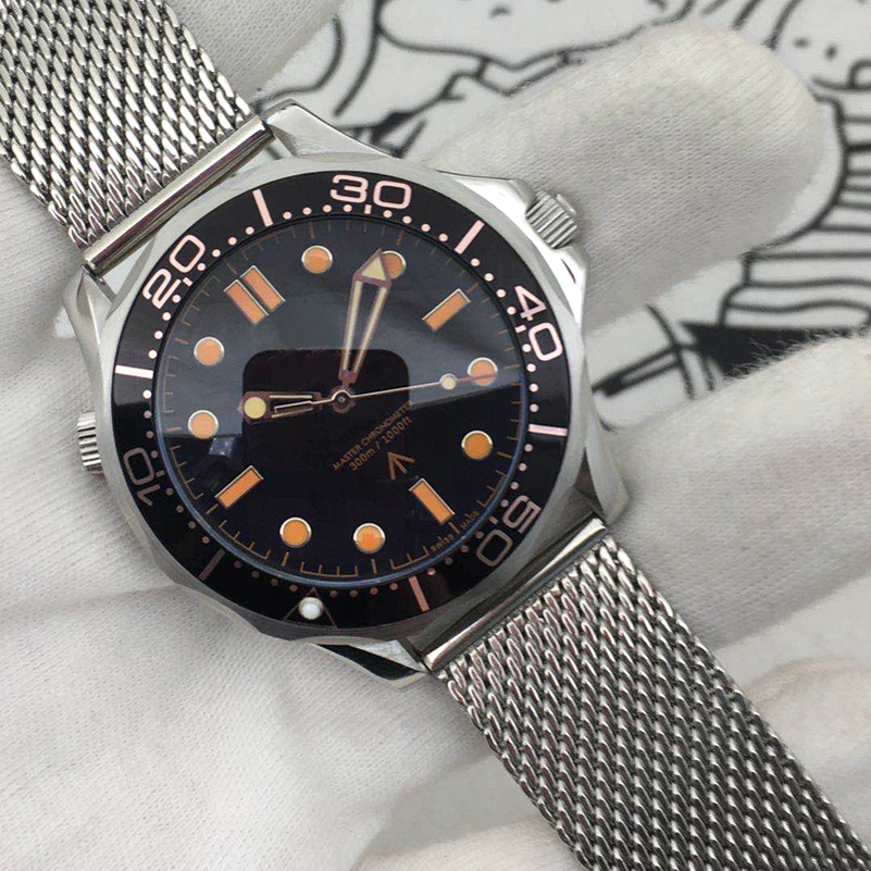 2020 Diver 300M 007 Edition Mens Watch no time to die Master Automatic Mechanical Movement Stainless Steel Sports Male Wristwatches, Make waterproof 50m
2020 Diver 300M 007 Edition Mens Watch no time to die Master Automatic Mechanical Movement Stainless Steel Sports Male Wristwatches, Make waterproof 50m