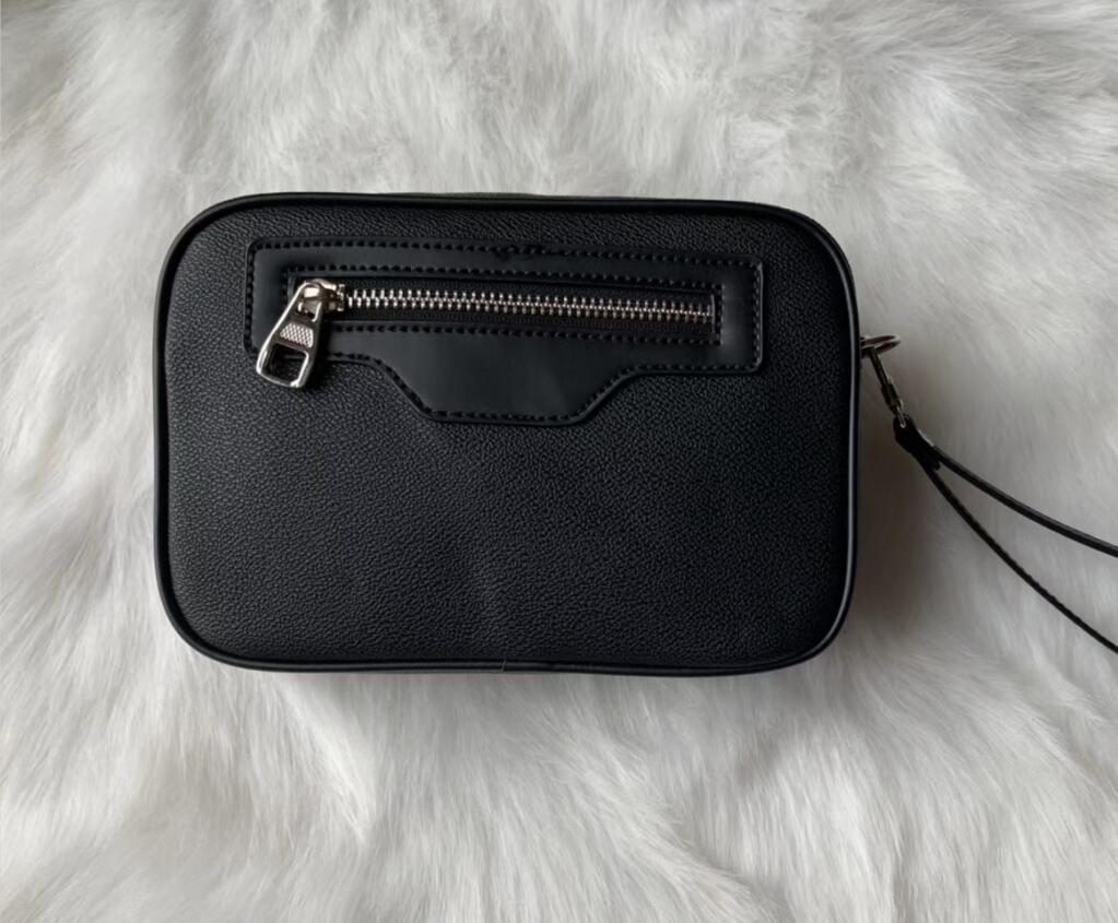 High quality new fashion men travel toilet pouch women cosmetic organizer make up bag famous classical toiletry bag with dust bag, Black checkered
High quality new fashion men travel toilet pouch women cosmetic organizer make up bag famous classical toiletry bag with dust bag, Black checkered