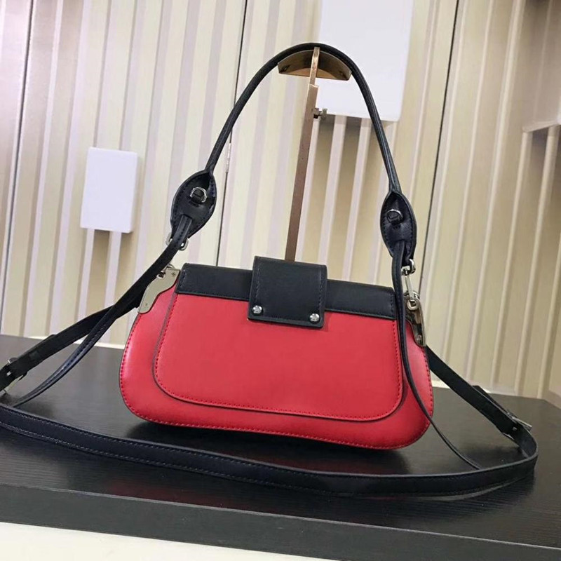 2021 luxury simple contrast color ladies Fashion Bags leather design buckle Letter shoulder bag small messenger square handbag
2021 luxury simple contrast color ladies Fashion Bags leather design buckle Letter shoulder bag small messenger square handbag