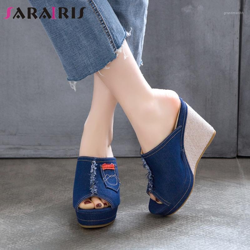 SARAIRIS 2020 Summer Casual Platform Slides Hot Sale Design Denim Slippers Women Fashion Sweet High Wedges Shoes Woman1, Black
SARAIRIS 2020 Summer Casual Platform Slides Hot Sale Design Denim Slippers Women Fashion Sweet High Wedges Shoes Woman1, Black