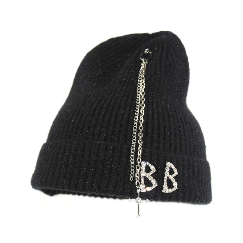 New Style Ladies Winter Warm Knitted Hat Chain Decoration Diamond BB Letter Beanie Casual All-Match Woolen Hat Trucker Cap, Beige
New Style Ladies Winter Warm Knitted Hat Chain Decoration Diamond BB Letter Beanie Casual All-Match Woolen Hat Trucker Cap, Beige