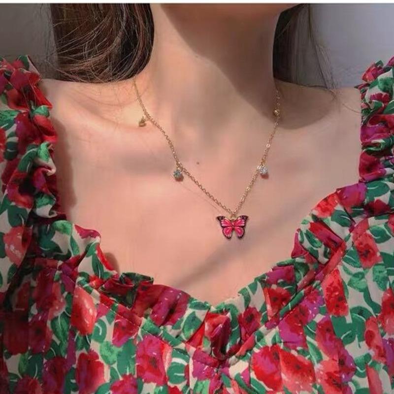 New Butterfly Pendant Necklace for Women Vintage Cute Fashion Necklace Wedding Choker Jewelry Aesthetic Accessorie
New Butterfly Pendant Necklace for Women Vintage Cute Fashion Necklace Wedding Choker Jewelry Aesthetic Accessorie