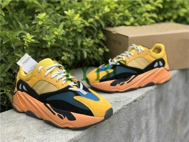 700 V1 V2 x Kanye West SUN Eremiel Bright Blue OG Reflective Shoes Alvah srphym Glow Orange IN The Dark Sneakers, White;red
700 V1 V2 x Kanye West SUN Eremiel Bright Blue OG Reflective Shoes Alvah srphym Glow Orange IN The Dark Sneakers, White;red