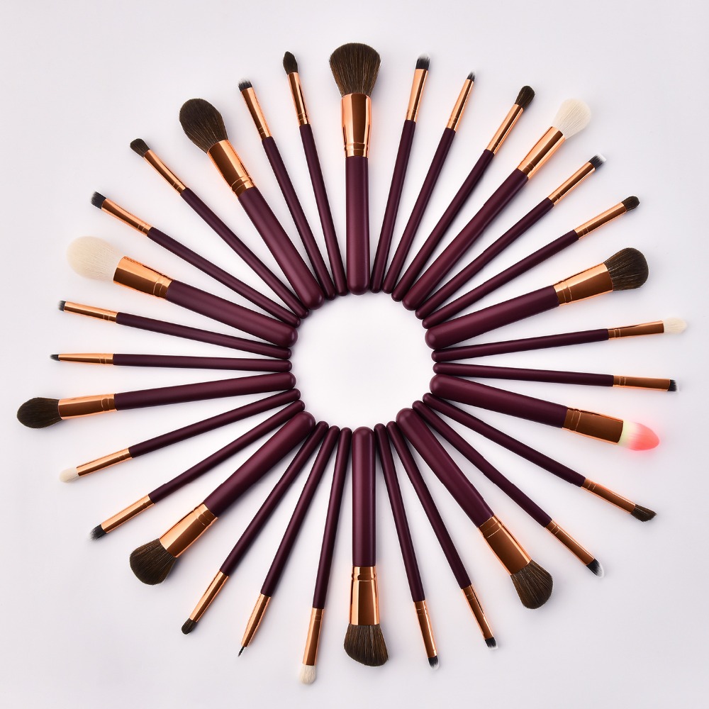 32pcs Makeup Brush Set Luxury Professional Make Up Brushes Kit Powder Foundation Eyeshadow Angled Flat Brush Cosmetics 
32pcs Makeup Brush Set Luxury Professional Make Up Brushes Kit Powder Foundation Eyeshadow Angled Flat Brush Cosmetics