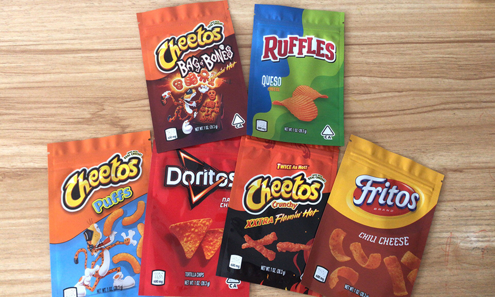 Cheetos Crunchy mylar bags Jokesup 1OZ 600mg Doritos bag Cheetos puffs fritos Ruffles Smell Proof Packaging mylar bag
Cheetos Crunchy mylar bags Jokesup 1OZ 600mg Doritos bag Cheetos puffs fritos Ruffles Smell Proof Packaging mylar bag