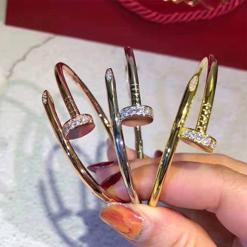 love bracelet women gold stainless steel couple Cuff open bangle Christmas gifts for girls accessories wholesale Europe and America
love bracelet women gold stainless steel couple Cuff open bangle Christmas gifts for girls accessories wholesale Europe and America