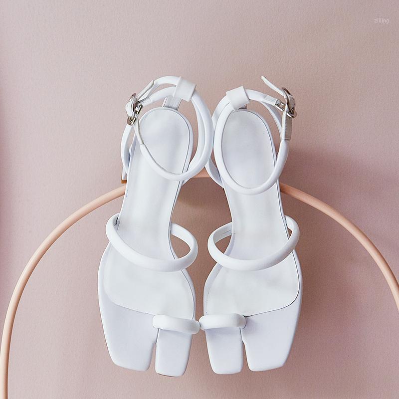 handmade big size genuine leather high heels square toe buckle strap office lady strange style sandals women summer shoes L15-a1, Black
handmade big size genuine leather high heels square toe buckle strap office lady strange style sandals women summer shoes L15-a1, Black