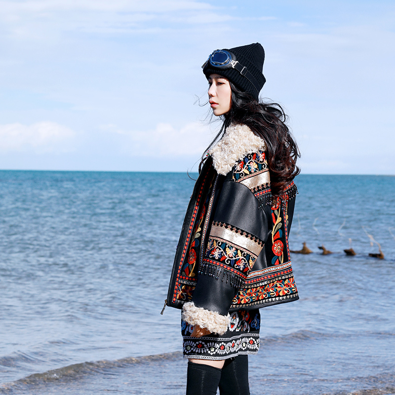 AIGYPTOS Winter Women Exotic Vintage Loose Embroidery Tassel PU Leather lambswool Patchwork Warm Black Locomotive Jacket 201029