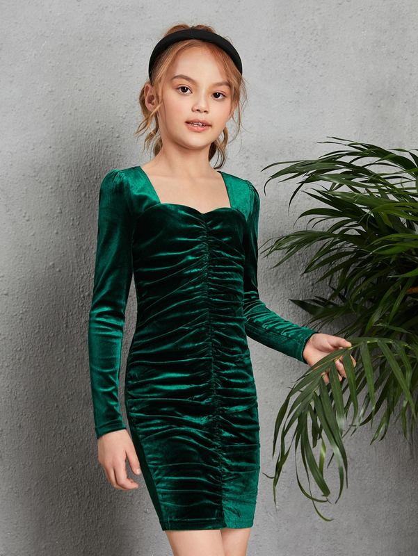 Girls Ruched Front Sweetheart Neck Velvet Dress SHE
