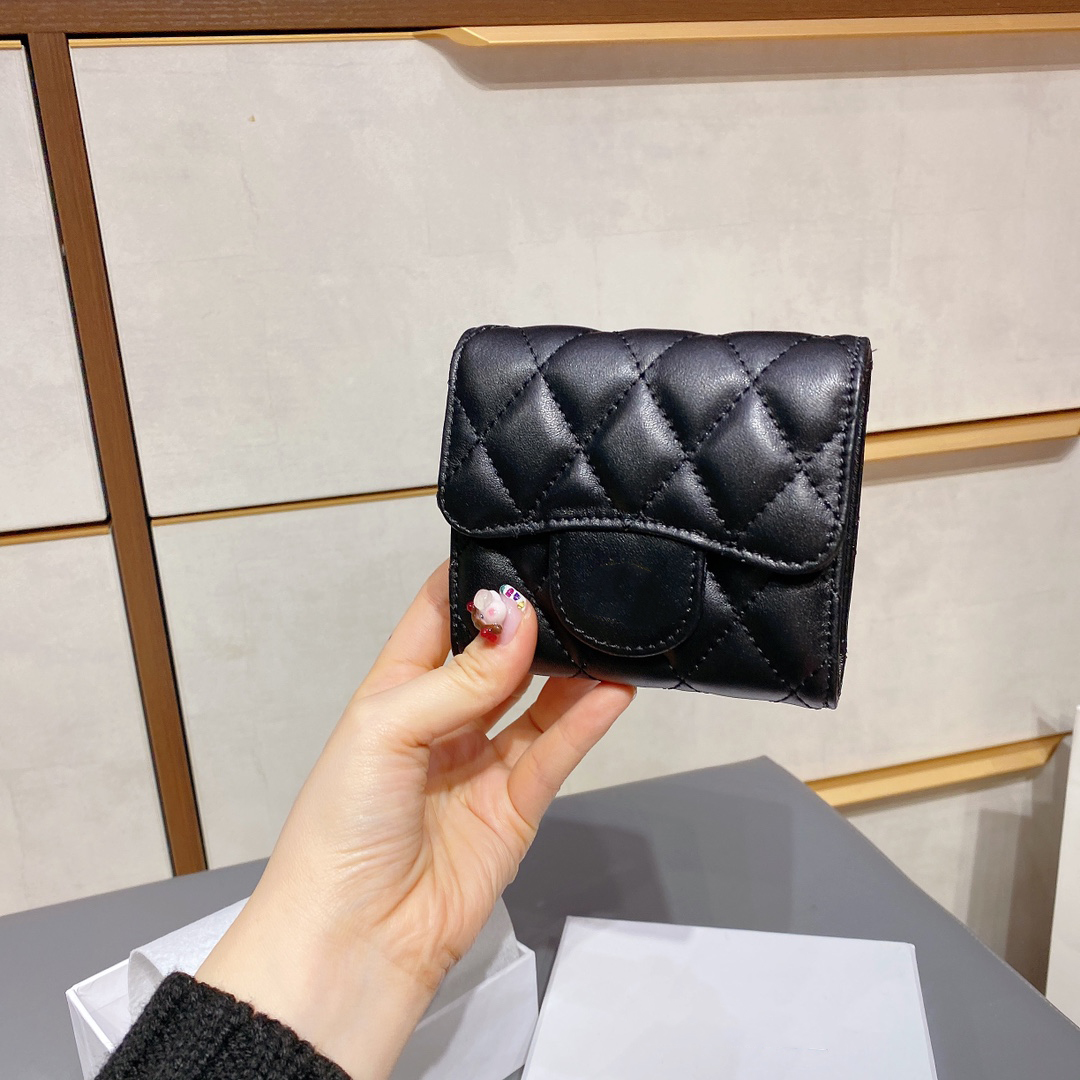caviar short wallet classic women coin purse zipper pouch soft leather wallets main channel card holder credit card clutch JI3f, Red;black
caviar short wallet classic women coin purse zipper pouch soft leather wallets main channel card holder credit card clutch JI3f, Red;black